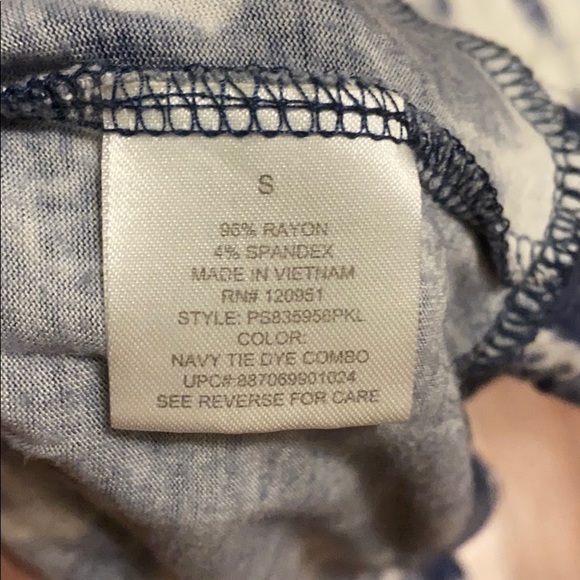 Pink Republic tie dye hoodie shirt - Picture 5 of 6